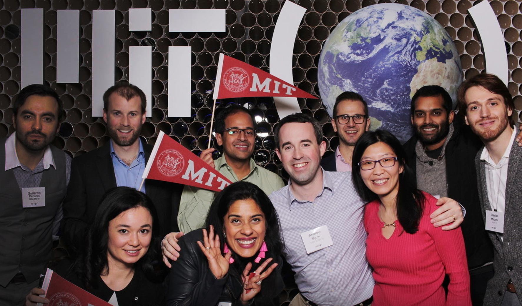 MIT alumni and friends celebrate the MIT Campaign at an event.